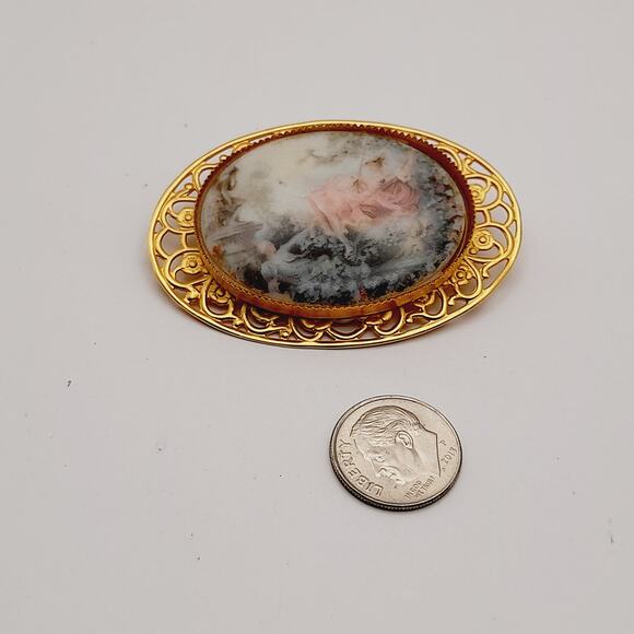 Vintage Porcelain Abstract Painting on Gold Tone Filigree Brooch - Picture 5 of 6